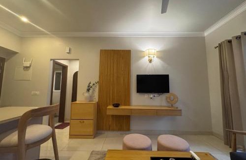 Gurugram Apartamento | Central Park, The Rooms 1BHK Spacious Pool view apartment