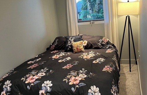 Mount Pleasant Casa | Central Peaceful Oasis: Queen bedroom w/en-suite available in shared house.