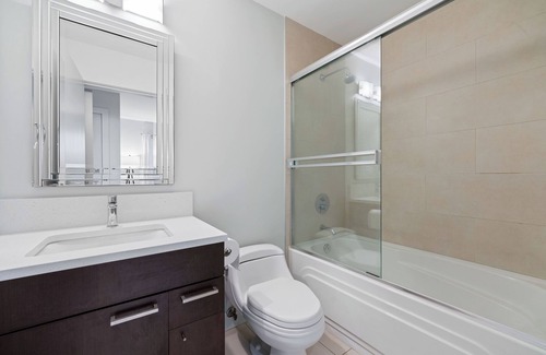 Mount Pleasant Casa | Central Peaceful Oasis: Queen bedroom w/en-suite available in shared house.