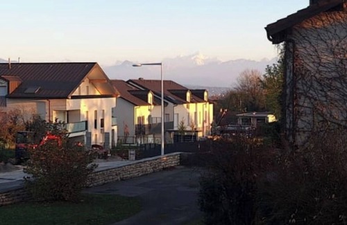 Ornex Apartamento | Central - Private parking - Quiet