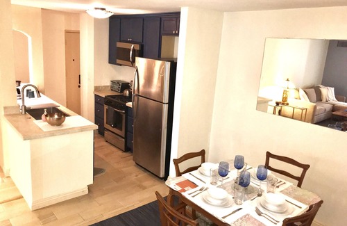Mission Valley West Condominio | Central, remodeled condo!