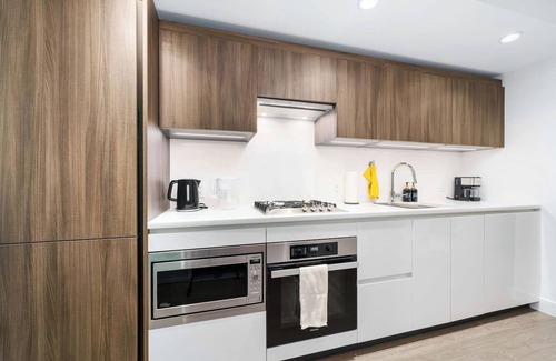 Richmond City Centre Condominio | Central Richmond - Studio