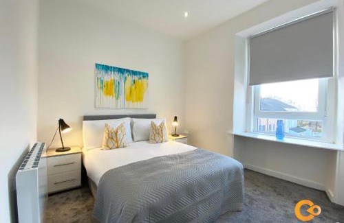 Dundee Apartamento | CENTRAL SERVICED APARTMENTS - Cosy 1 Bedroom - Modern - Close to Transport Links - Quiet Neighbourhood - Fast WiFi - Fully Equipped - Smart TVs in All Rooms - Monthly Stays Welcome - FREE Street Parking - Ideal Relocation to Dundee Accommodation