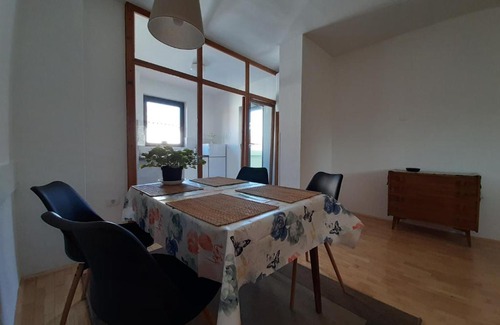 Koper Apartamento | Central square view - near beach