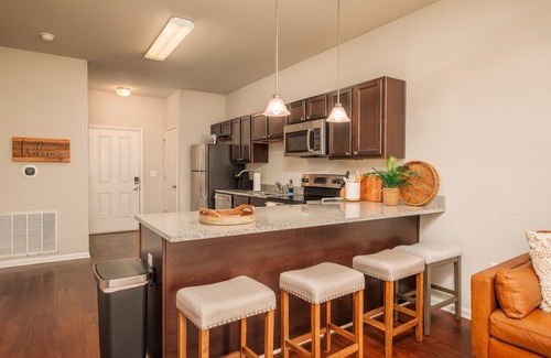 Starkville Condominio | Central Starkville Retreat | No Stairs | Walk Everywhere