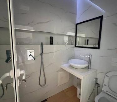 Tirana Apartamento | Central Studio
