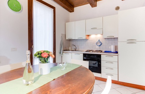 Forli Apartamento | Estudio en el centro con wifi, aire acondicionado y lavadora.