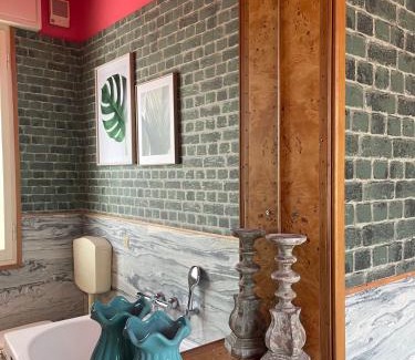 Santo Stefano Cama Y Desayuno | Central Suite Bed&Breakfast