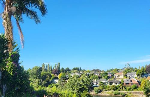 Hamilton North Casa | Central Victoria Oasis