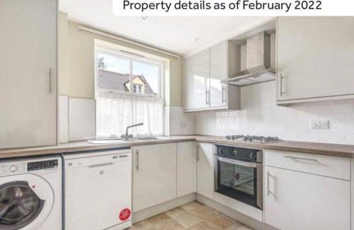 Moreton-in-Marsh Casa | Central Village Cottage, The Corders