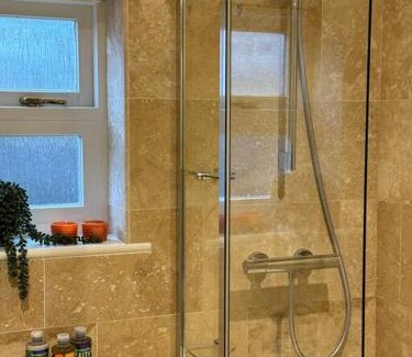 Moreton-in-Marsh Casa | Central Village Cottage, The Corders