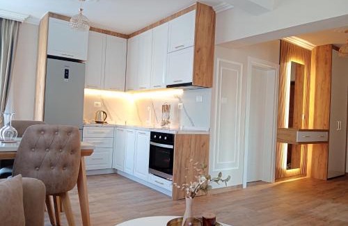 Shkoder Apartamento | Central Vista Apartment Shkodra