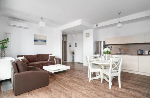 Centrum Apartamento | Central Warsaw Apartment - Great Location - One Bedroom Apartment - Kolejowa