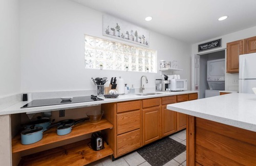 Jacksonville Beach Casa | Centrally located and close to everything!