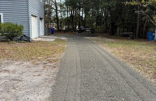 Mount Pleasant Casa | Centrally located Mt. Pleasant 3br 2ba home Fenced Pet Friendly 5m to IOP