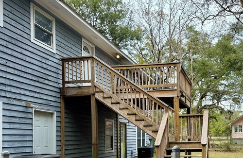 Mount Pleasant Casa | Centrally located Mt. Pleasant 3br 2ba home Fenced Pet Friendly 5m to IOP