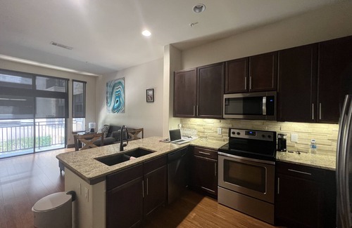 The Galleria Condominio | Centrally located 1 bedroom condo in Galleria