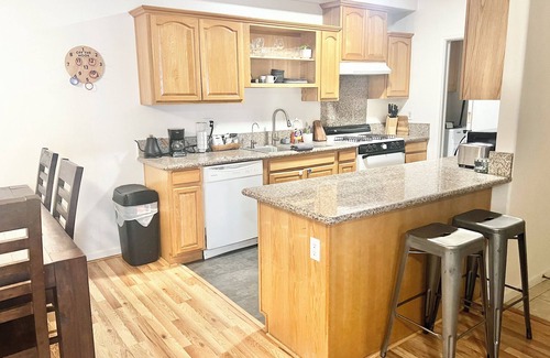 Riverside Apartamento | Centrally Located 1BR&1BR Apartment Near UC Riverside, Grocery, & Nature Park.