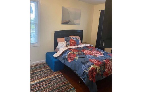 CUF Casa | Centrally Located 2 unit house