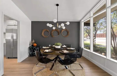 North Dallas Casa | Centrally located 3 bedroom luxury retreat