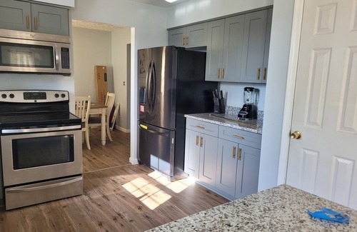 Norfolk Casa | Centrally Located 4 bedroom house
