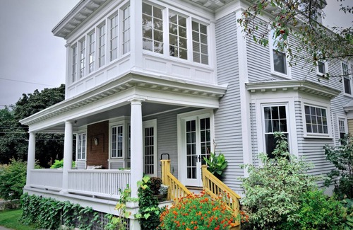 South End Casa | Centrally located, a Beautiful Landmark House for an ideal Family Getaway!