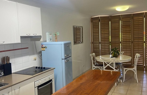 Miami Apartamento | Centrally Located Coastal Getaway – Walk to Beaches, Cafes & More