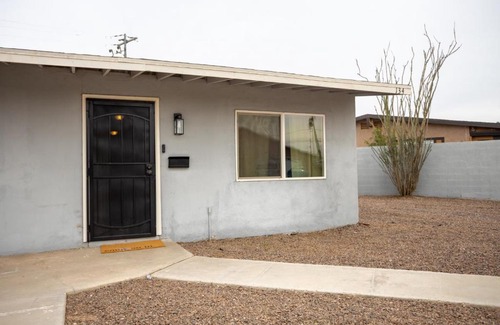 Yuma Casa | Centrally Located Cozy Home