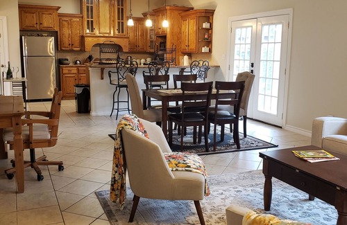 Brownsville Casa | Centrally located, delightful home