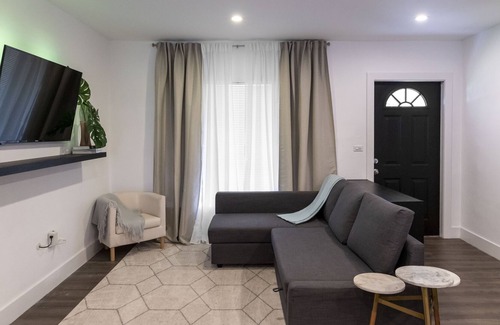 West Little River Casa | Centrally Located - Family Friendly