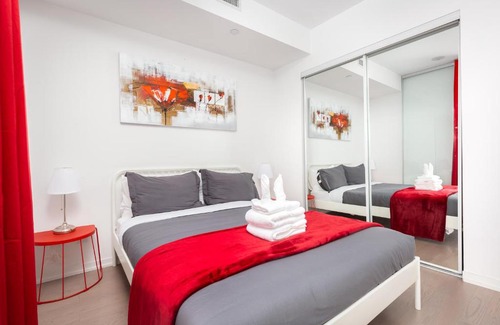Downtown Toronto Apartamento | Centrally Located In The Heart Of Downtown Toronto