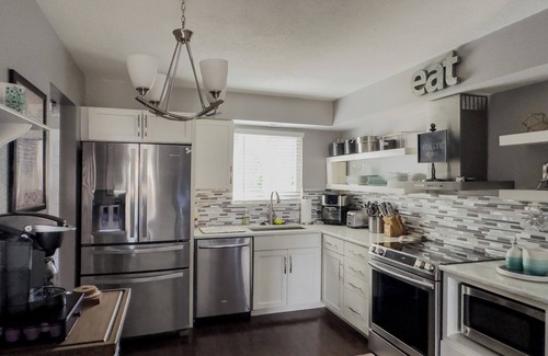 Toledo Condominio | Centrally Located Luxury Condo