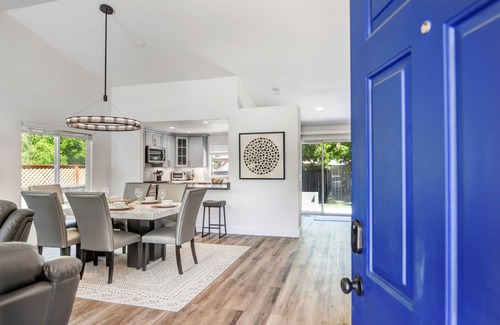 Santa Rosa Casa | Centrally Located Modern Wine Country Home