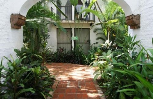 Fluvial Vallarta Apartamento | Centrally located 1 block from beach, quiet 2 bedroom condo with pool