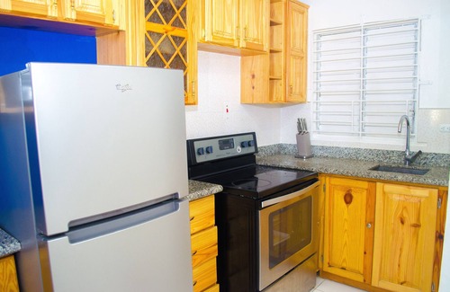 Constant Spring Apartamento | Centrally located Oakland Guest Apartment II