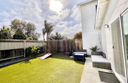 Bay Ho Casa | Centrally Located-Private Backyard/Beach/ Parking1