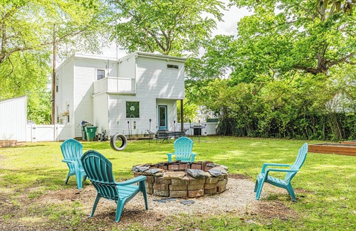 Lakeside Casa | Centrally Located RVA Gem