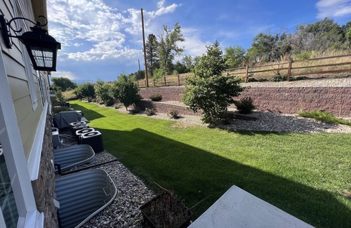 Lakewood Casa | Centrally Located Studio with separate entrance and FREE parking