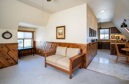 Atascadero Apartamento | Situado en el centro de Wine Country, junto con un corto trayecto en coche al océano.