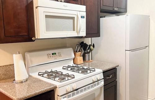 West Los Angeles Apartamento | Centrally located UCLA Condo