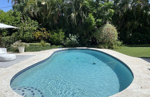Coral Gables Casa | Centrally located, beautiful Coral Gables family home!