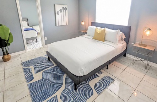 Sandalwood Casa | Centrally Located zipcode 32246, close to St Johns town center, and the beaches.