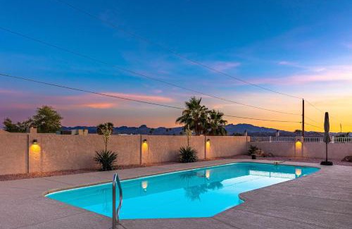 Lake Havasu City Casa | Centrally Located Lake Havasu Home with Huge Patio!