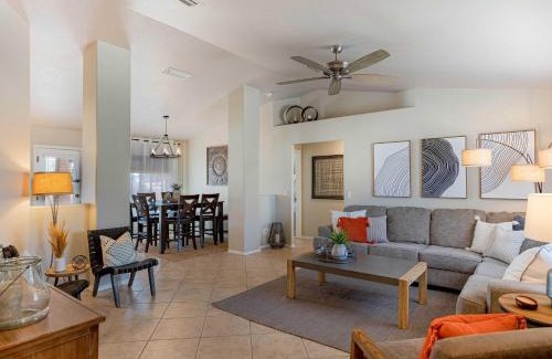 Lake Havasu City Casa | Centrally Located Lake Havasu Home with Huge Patio!