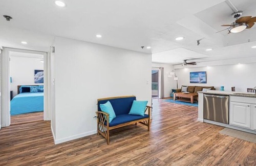 Pinellas Point Casa | Centrally Located Water View
