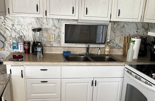 St. Petersburg - Clearwater Casa | Centrally located Mobile Home