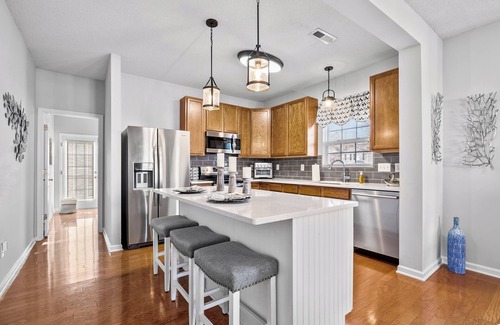 Winston - Salem Casa | Centrally located Urban Retreat Haven awaiting your arrival!