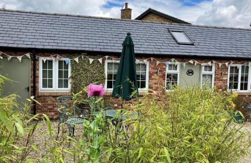 Pewsey Casa | Centre village 2 bedroom cottage - The Byre