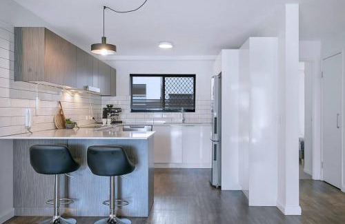 Toowong Apartamento | Centro at Toowong - Modern Spacious Living with Pool