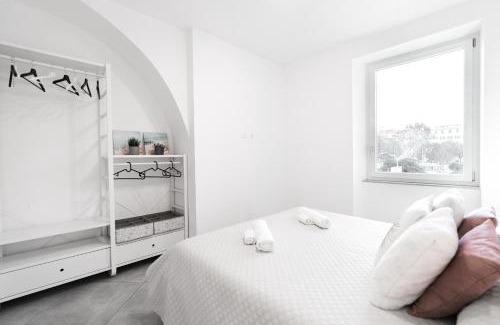 San Fruttuoso Apartamento | Centro Città - 200m Stazione Ferroviaria